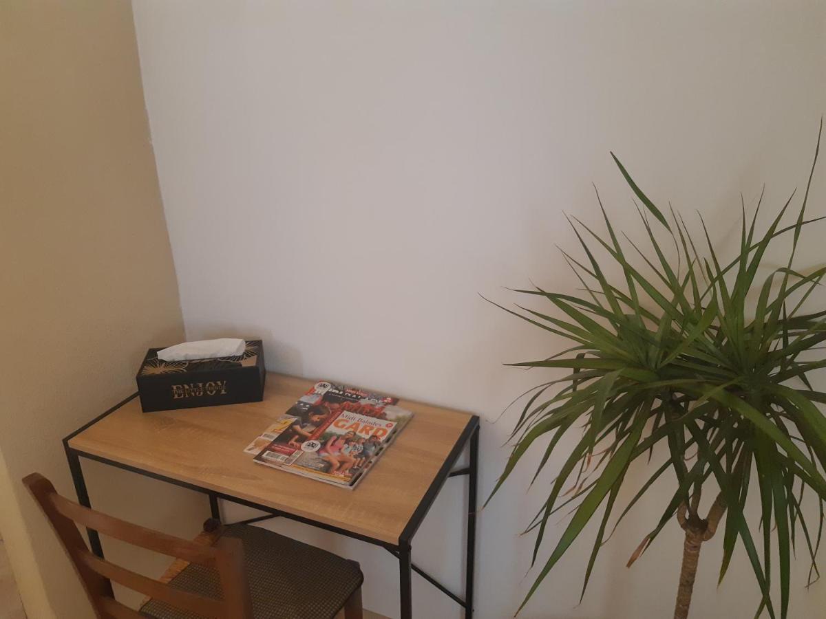 Suite Privee Bed And Breakfast Nîmes Exterior foto