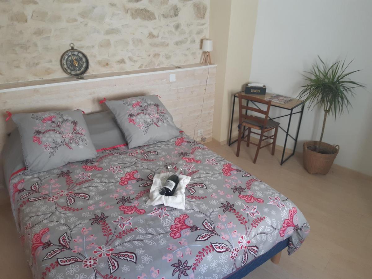 Suite Privee Bed And Breakfast Nîmes Exterior foto